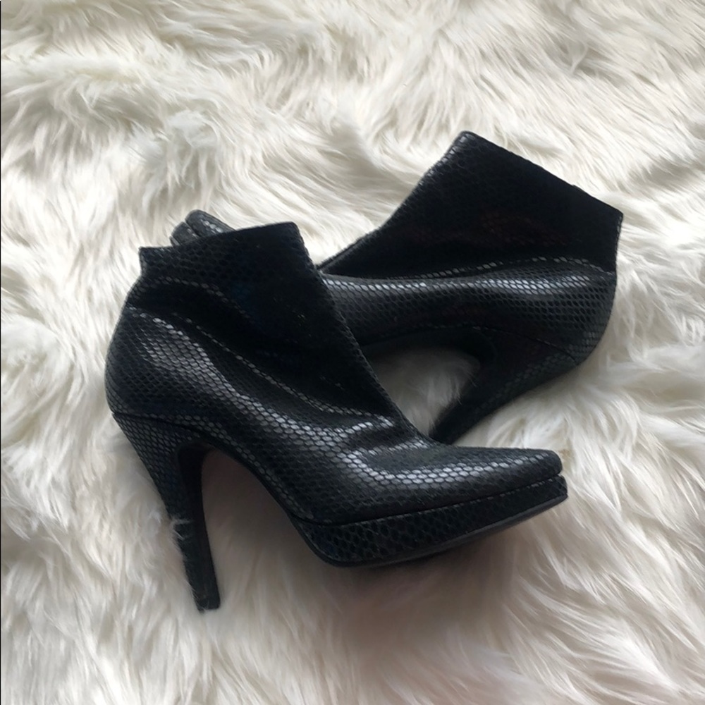 Steve Madden Bootie